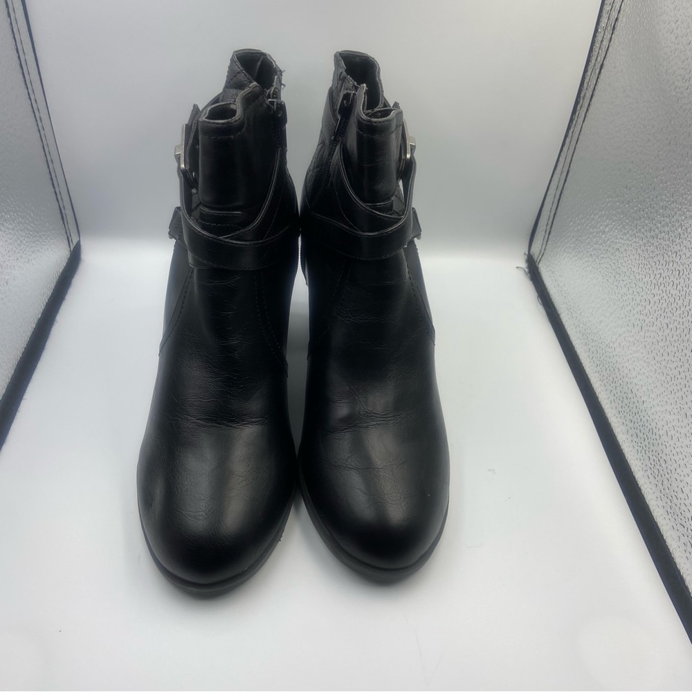 Unisa Women’s Black Boots